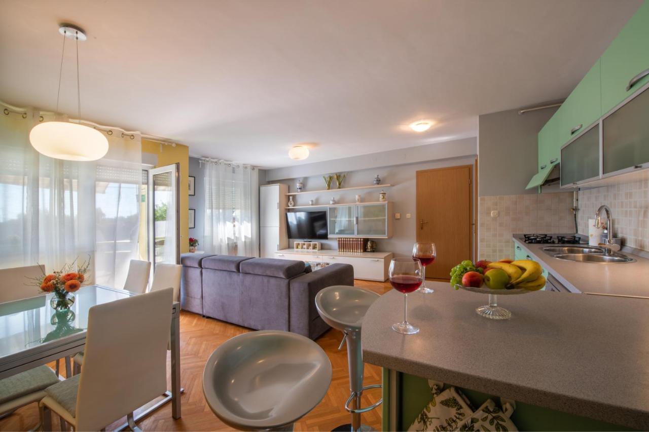 Apartman Silvija Osijek Ngoại thất bức ảnh